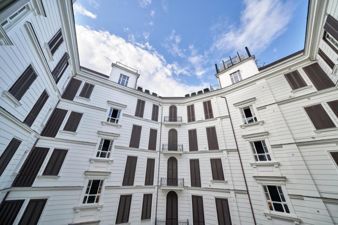 The One Napoli Luxury Apartment Exterior photo